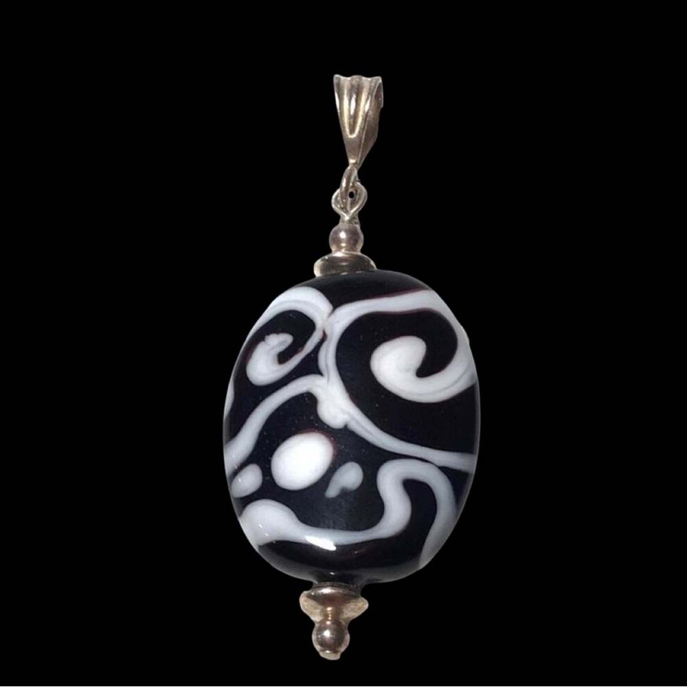 Black & White Swirl Glass Pendant With Silver Accents